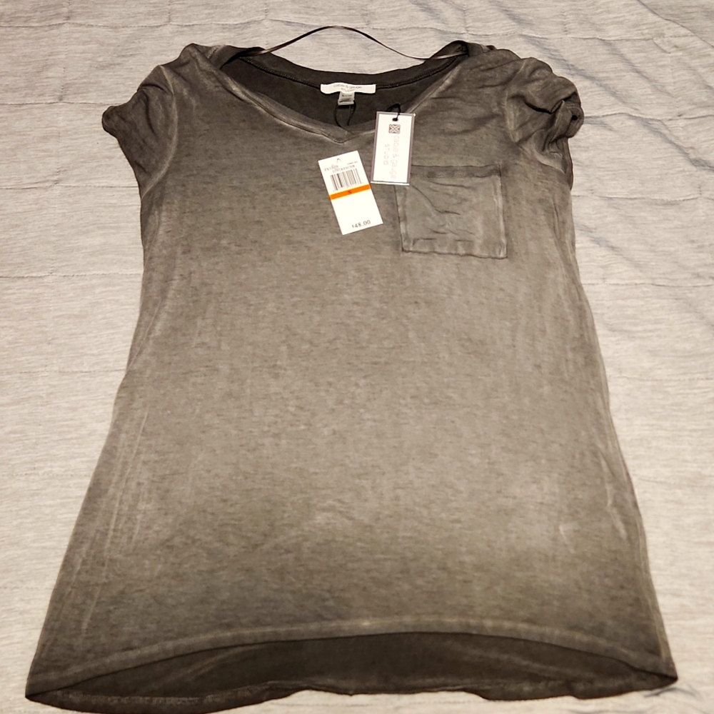 NWT Small grey ombre cable and gauge tshirt